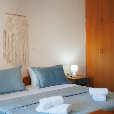 K & M Retreat - Detatched, 2 Bedroom, 3 Ac, Stunning Hill Views Evropouloi