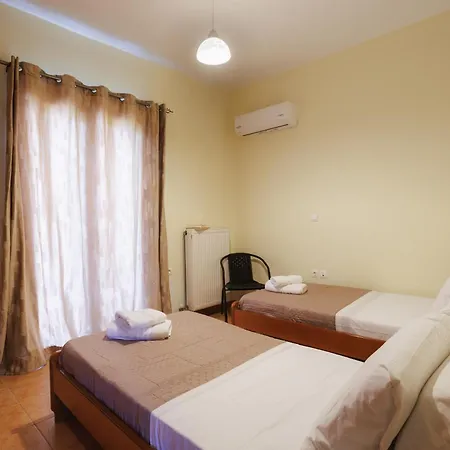 Feriehus K & M Retreat - Detatched, 2 Bedroom, 3 Ac, Stunning Hill Views