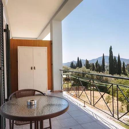 K & M Retreat - Detatched, 2 Bedroom, 3 Ac, Stunning Hill Views * Evropouloi