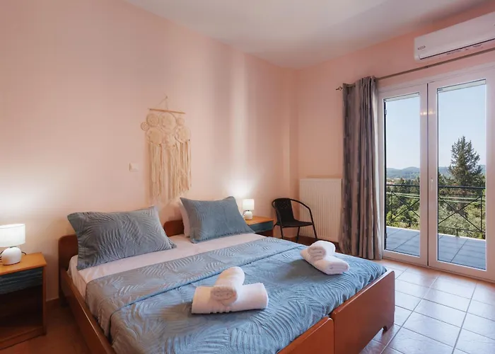 K & M Retreat - Detatched, 2 Bedroom, 3 Ac, Stunning Hill Views * Evropouloi